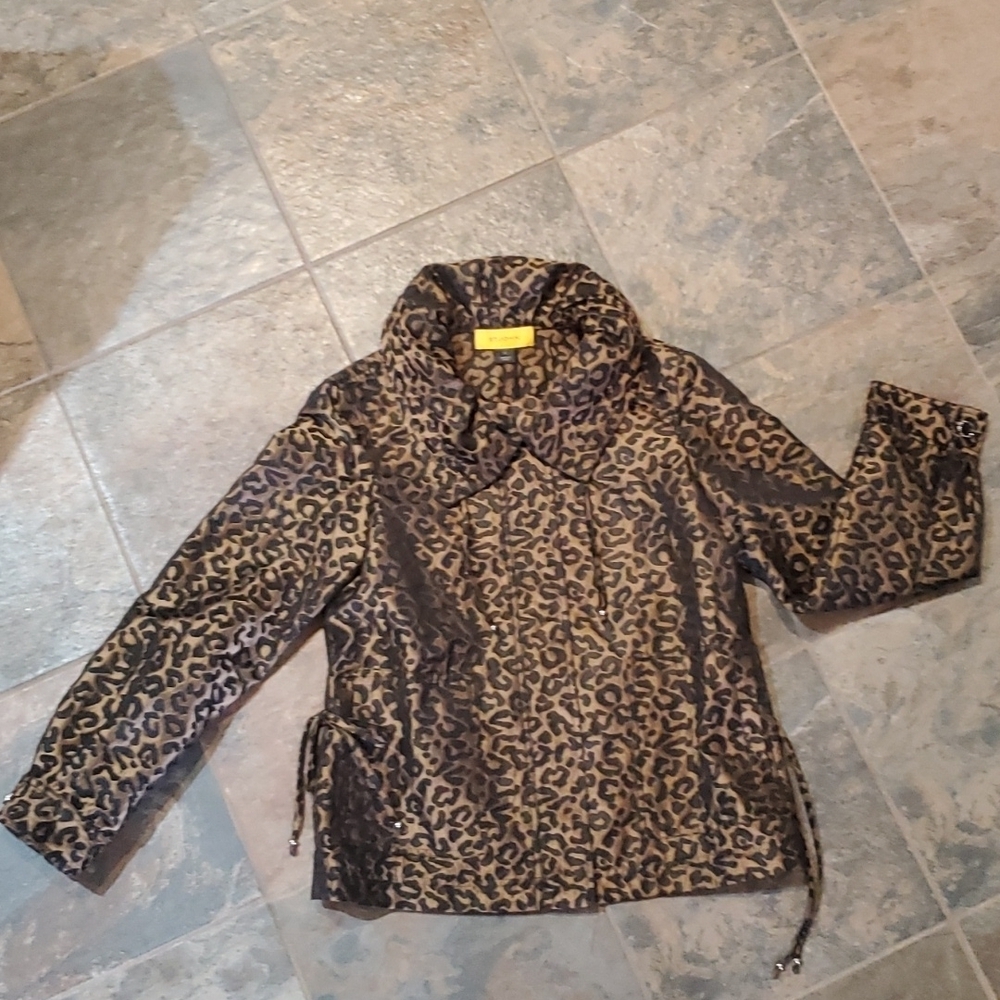ST. JOHN* Jacket - Picture 2 of 11